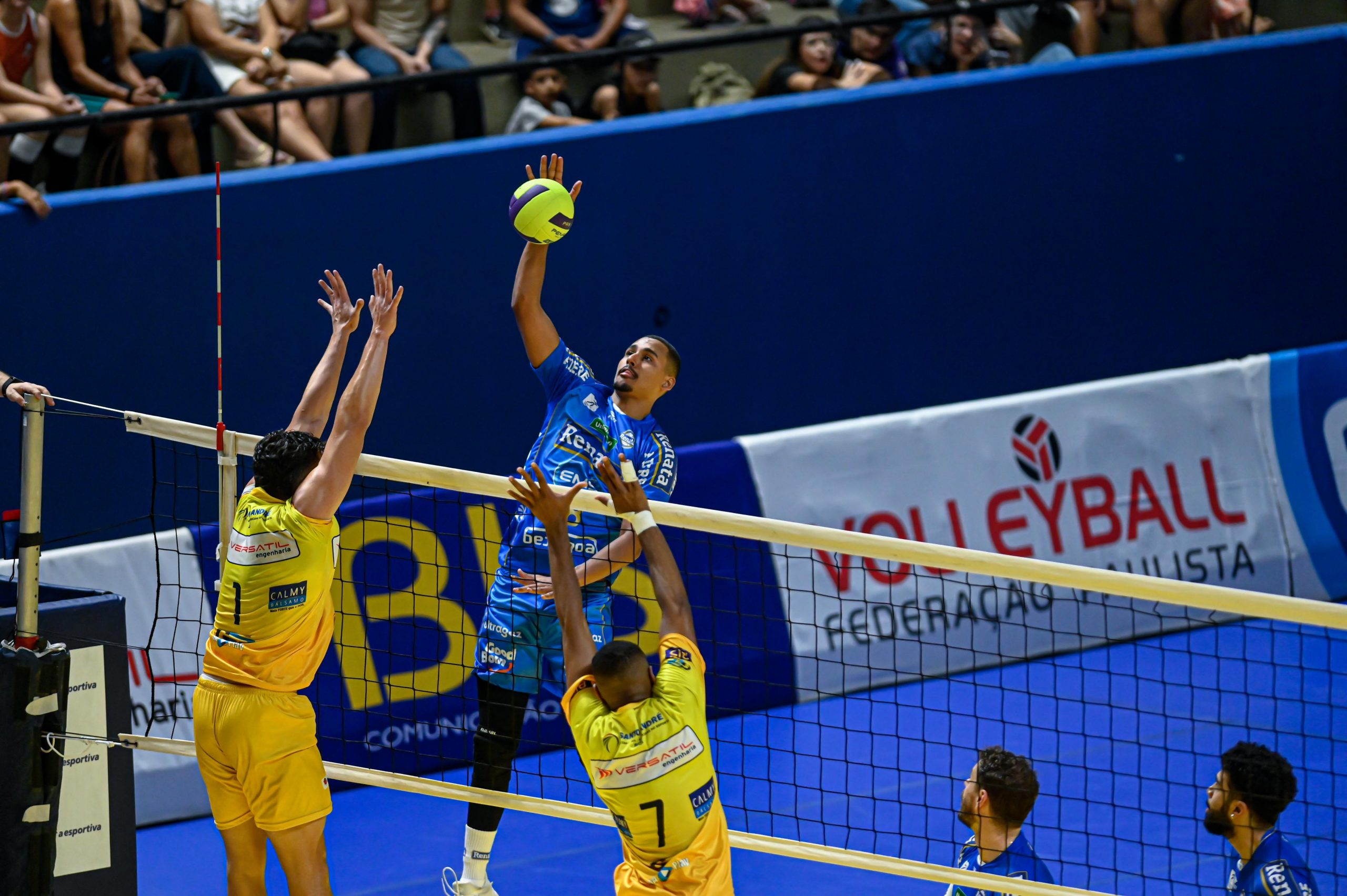 Vôlei Renata conquista terceira vitória no Paulista e enfrenta São José na próxima rodada