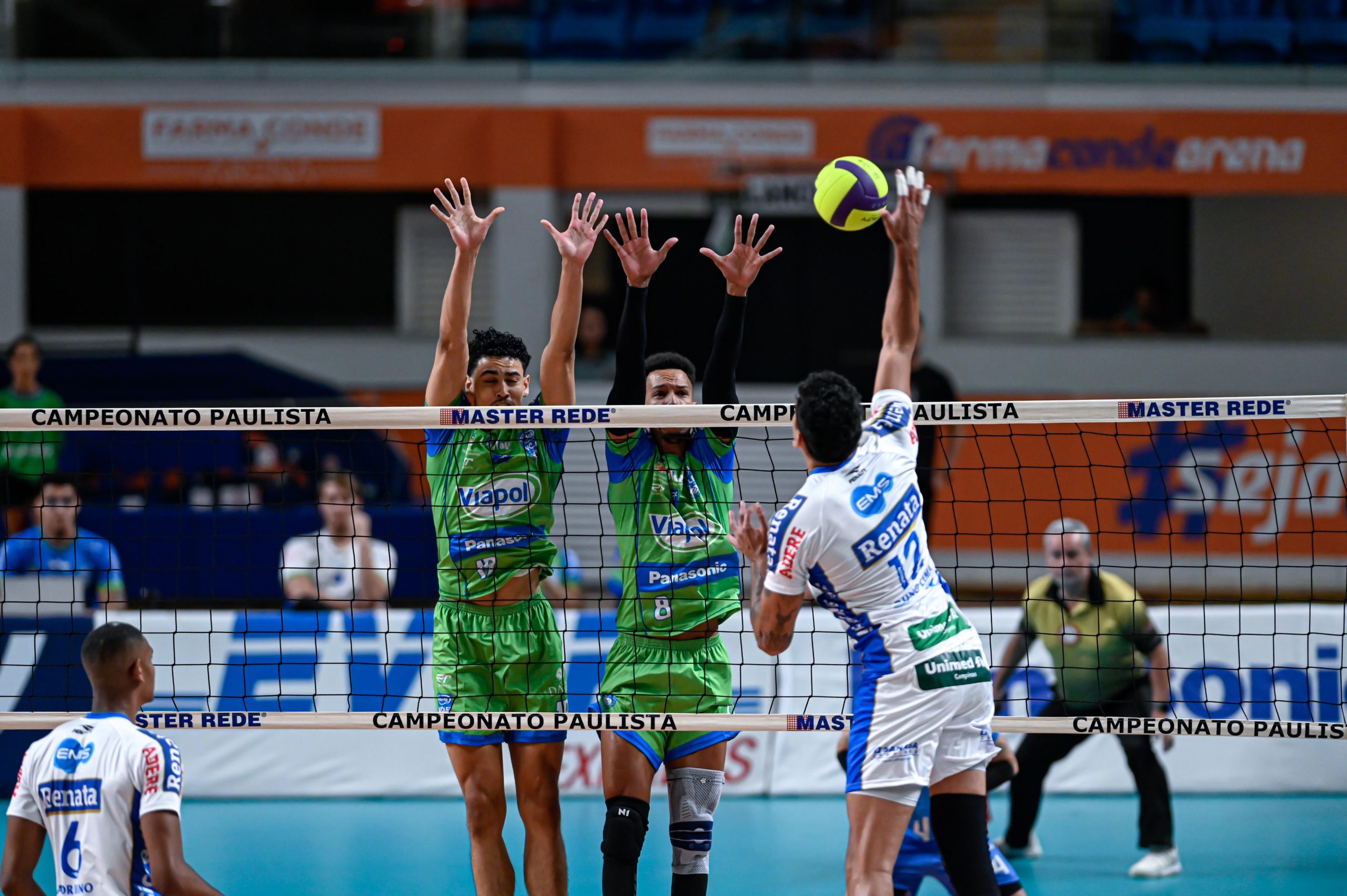 Vôlei Renata vence São José e conquista liderança do Campeonato Paulista