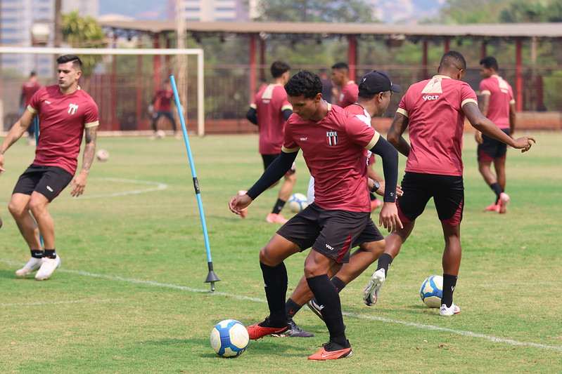 Botafogo-SP faz jogo decisivo contra o Guarani nesta noite em Ribeirão Preto