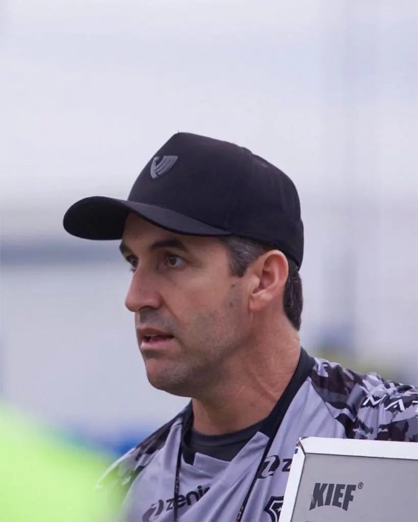 Antes de receber a Ponte, Ceará faz clássico do Nordeste contra Sport nesta noite