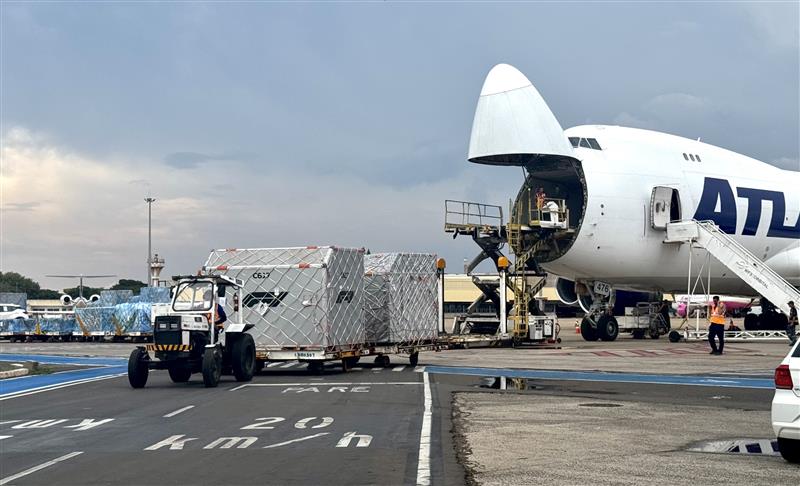 Equipamentos da Fórmula 1 começam a chegar no Aeroporto de Viracopos  