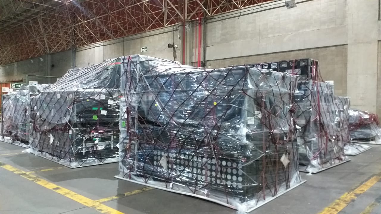 Equipamentos da turnê de Paul McCartney chegam em Viracopos