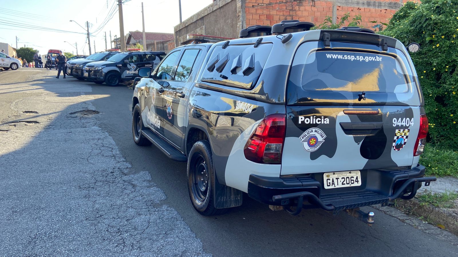 Homem em surto psicótico esfaqueia guarda municipal no Jardim Itatiaia