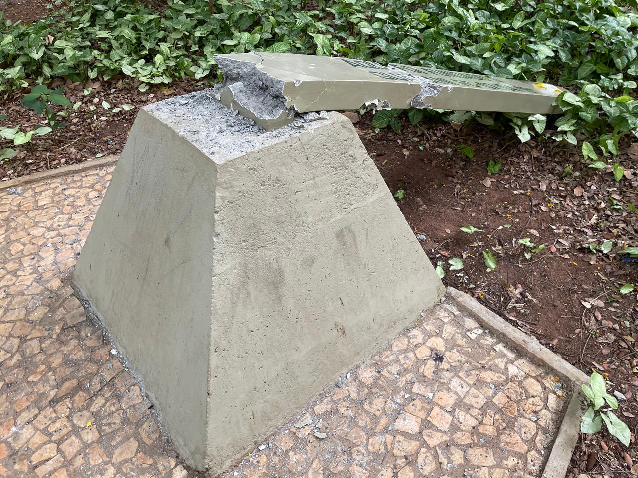 Monumento do Guarani no Centro é destruído