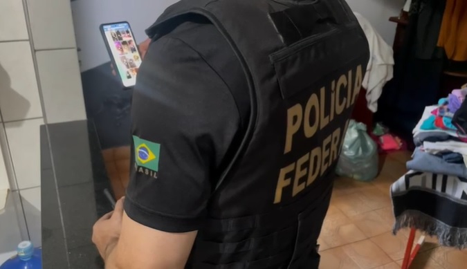 PF prende homem procurado há 4 anos por compartilhar conteúdo pornográfico infantil