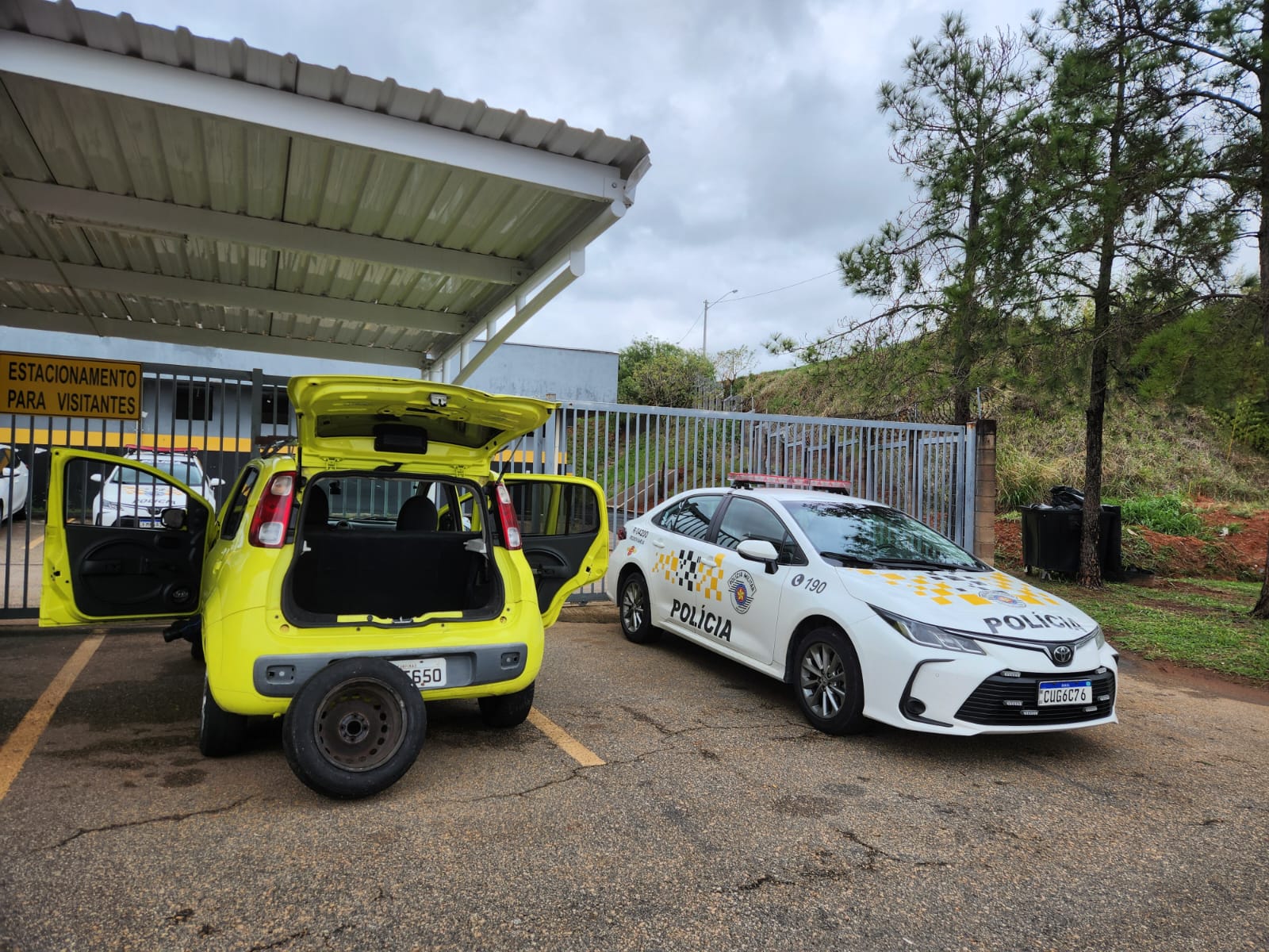 Carro com 512 multas é apreendido na Rod. Adhemar de Barros, em Campinas