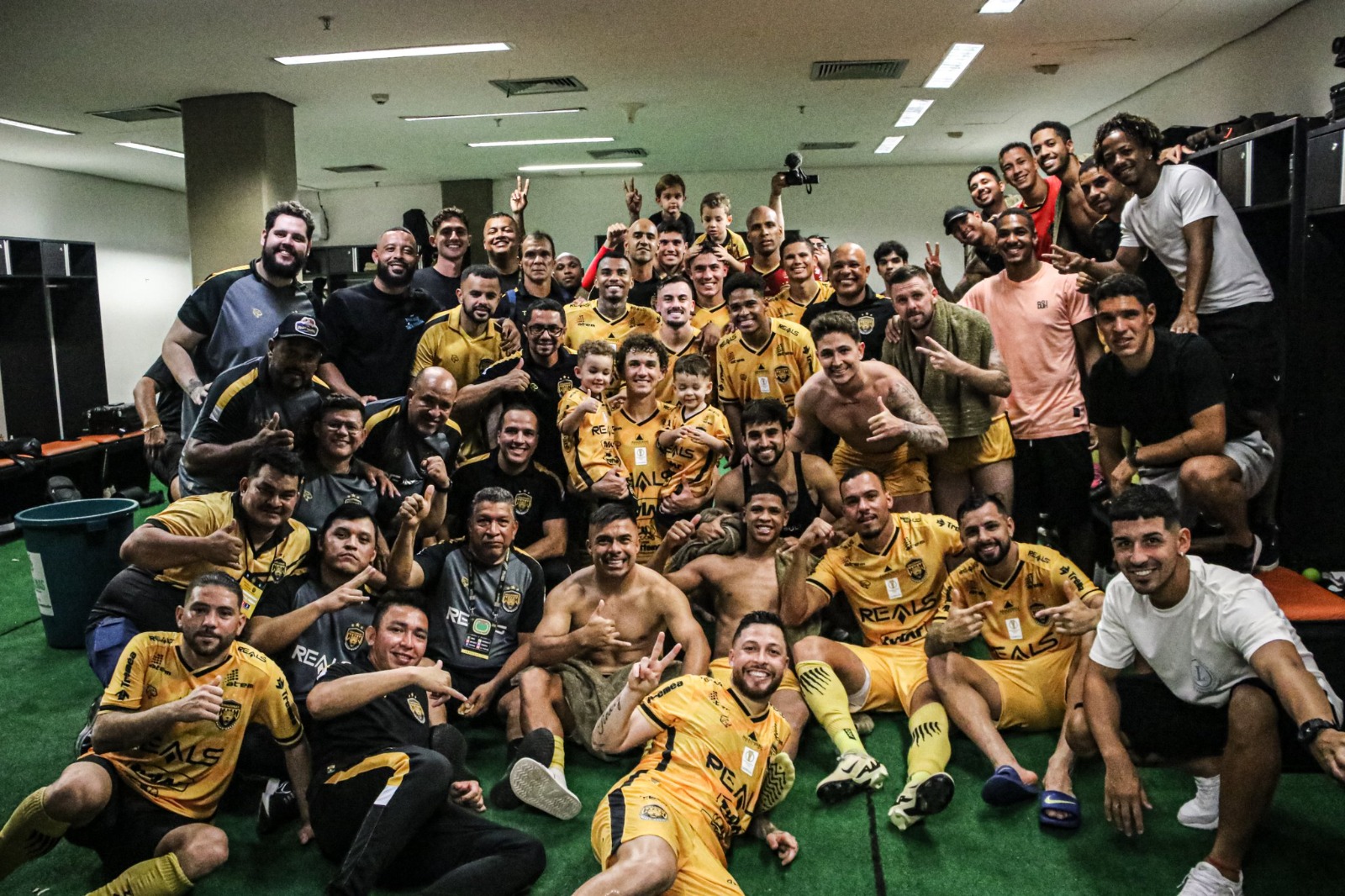 Com permanência confirmada na Série B, Amazonas pensa no Guarani    