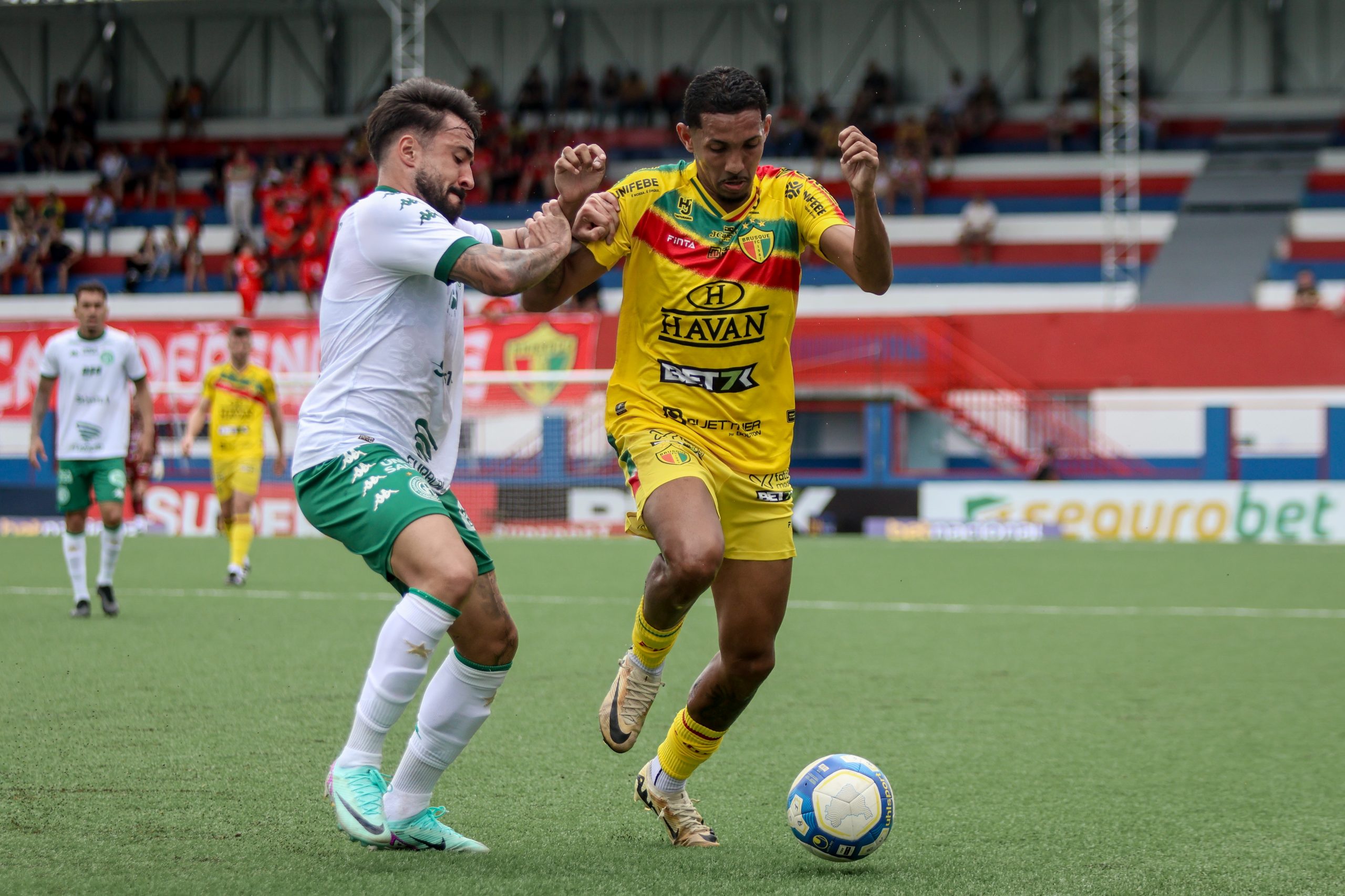 Guarani perde em Brusque e confirma lanterna do Campeonato Brasileiro da Série B