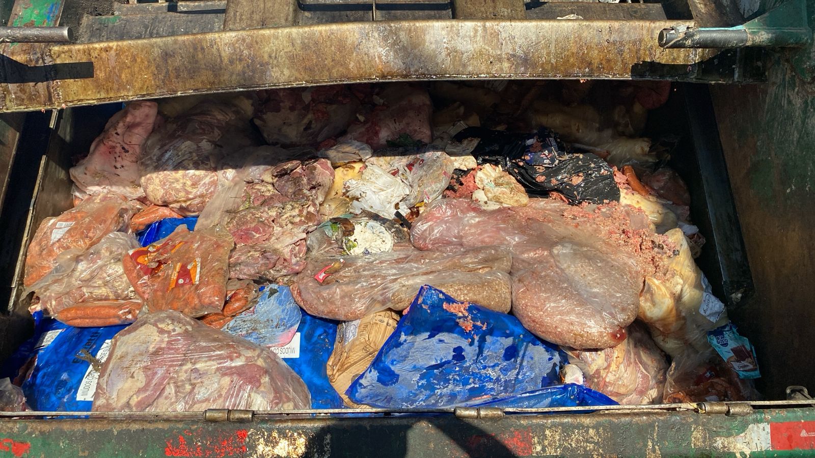 Fiscalização apreende 2 toneladas de carnes irregulares em Campinas