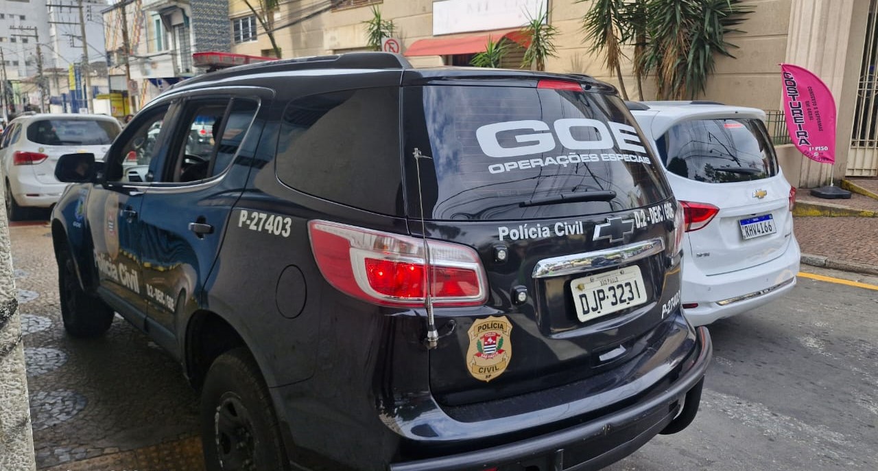 Operação apreende eletrônicos sem notas fiscais, fiscaliza pensões e recolhe veículos no centro de Campinas