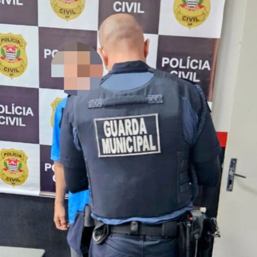 Homem tenta usar nome do irmão para não ir preso, mas é flagrado pela Guarda
