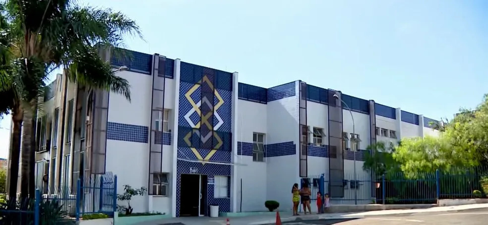 Entregadora é baleada e tem moto e celular roubados em Hortolândia