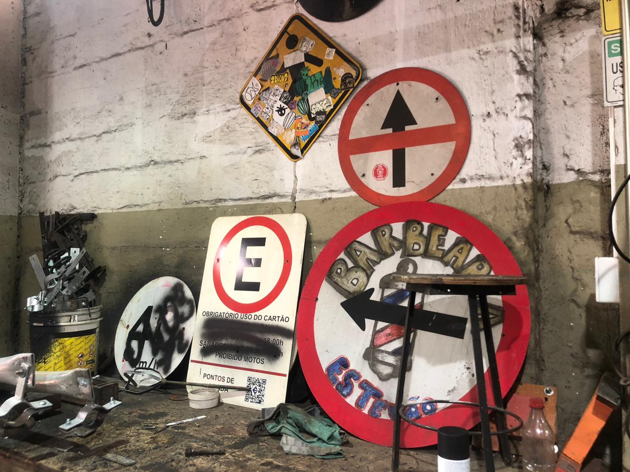 Mais de mil placas de sinalização foram recuperadas neste ano em Campinas