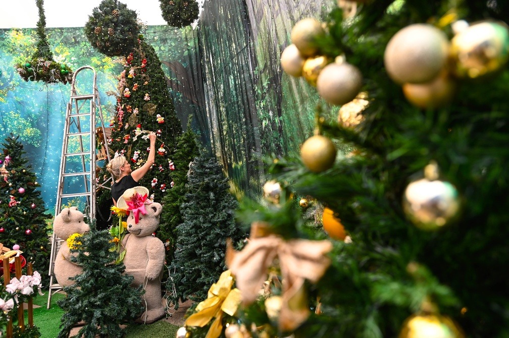 Papai Noel inaugura Vila de Natal no Largo do Rosário em Campinas  