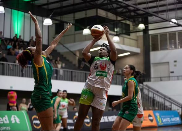Unimed Campinas Basquete vence Santo André e sai na frente na decisão do Campeonato Paulista