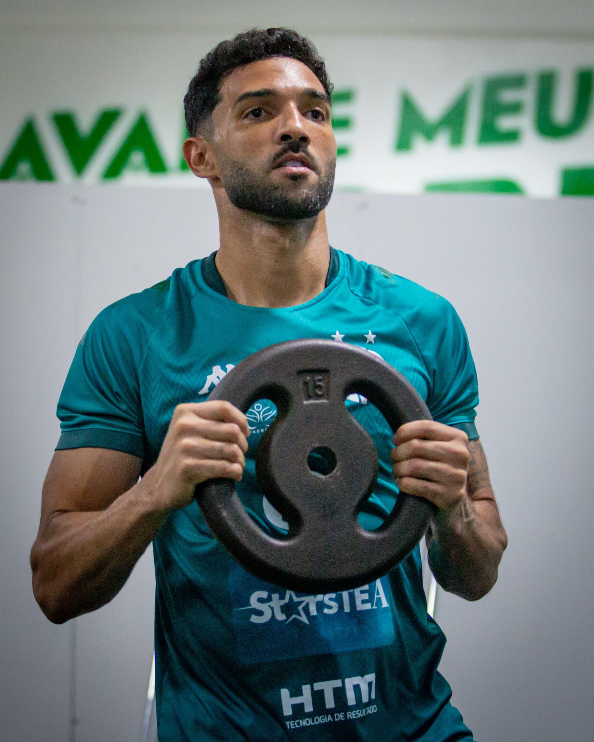 Elenco do Guarani se apresenta e inicia pré-temporada