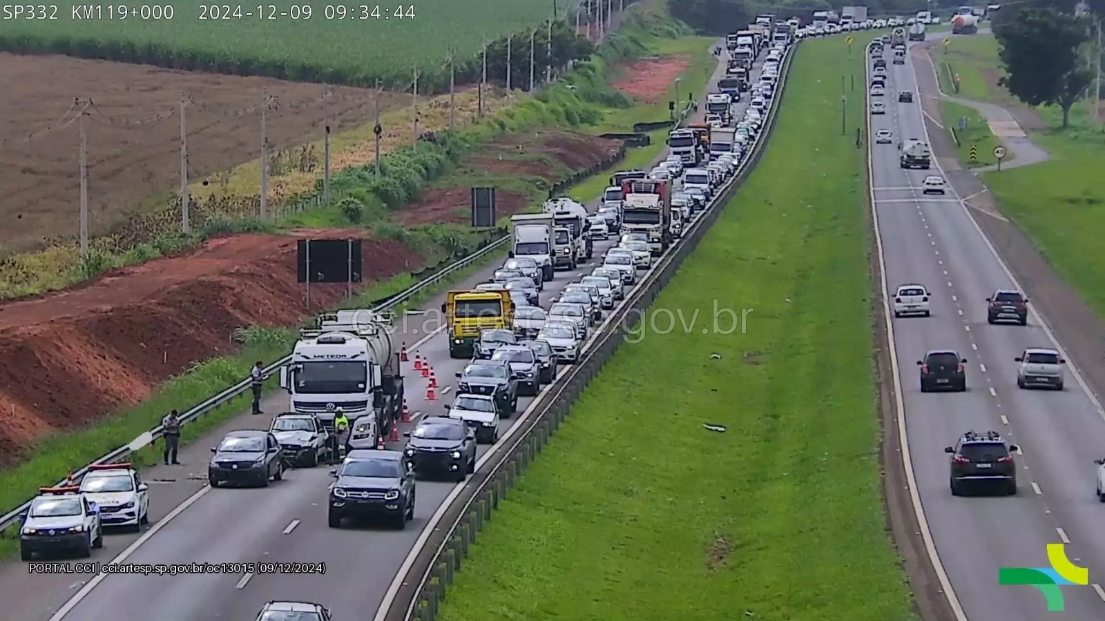 Engavetamento na Rod. Zeferino Vaz deixa três feridos em Campinas