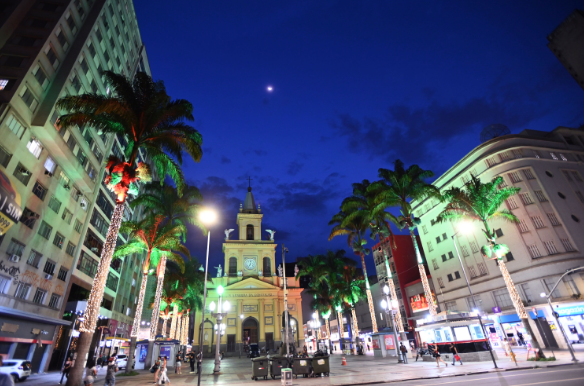 Feiras de Natal no Centro e no Cambuí têm início nesta segunda-feira