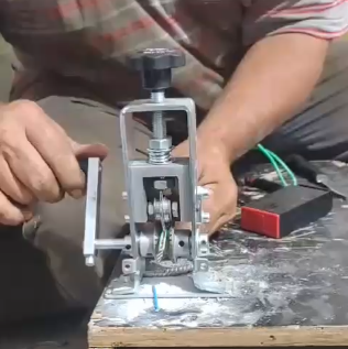 GM apreende 285kg de cobre e máquina de descascar fios em comércio ilegal de Campinas