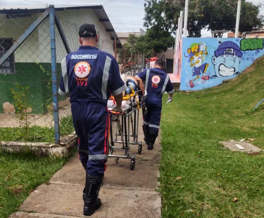 Grávida fica ferida ao ser agredida com pia de banheiro pelo companheiro em Piracicaba