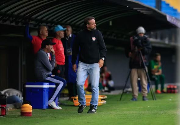 Guarani começa a semana buscando a definição do novo treinador