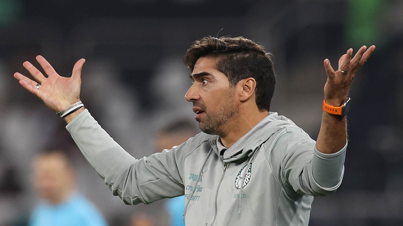 Palmeiras fecha com atacante da seleção do Uruguai