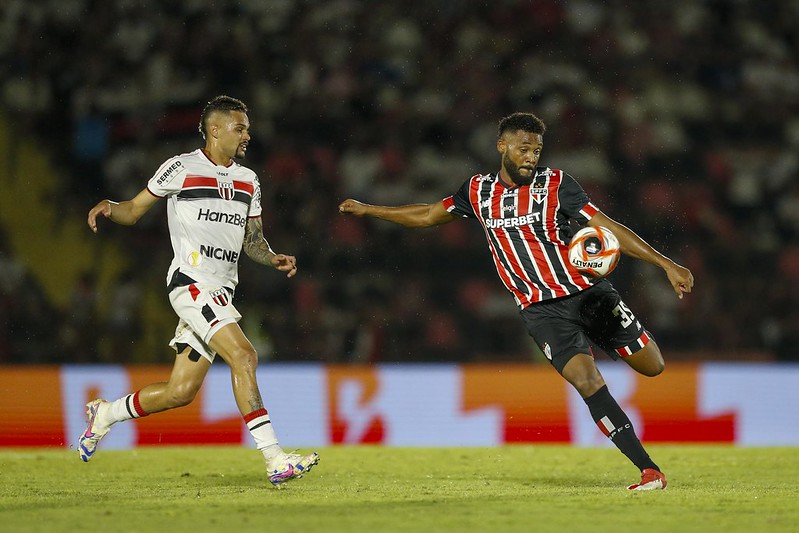 Avaliação física vai definir qual São Paulo vai enfrentar o Guarani nesta quinta