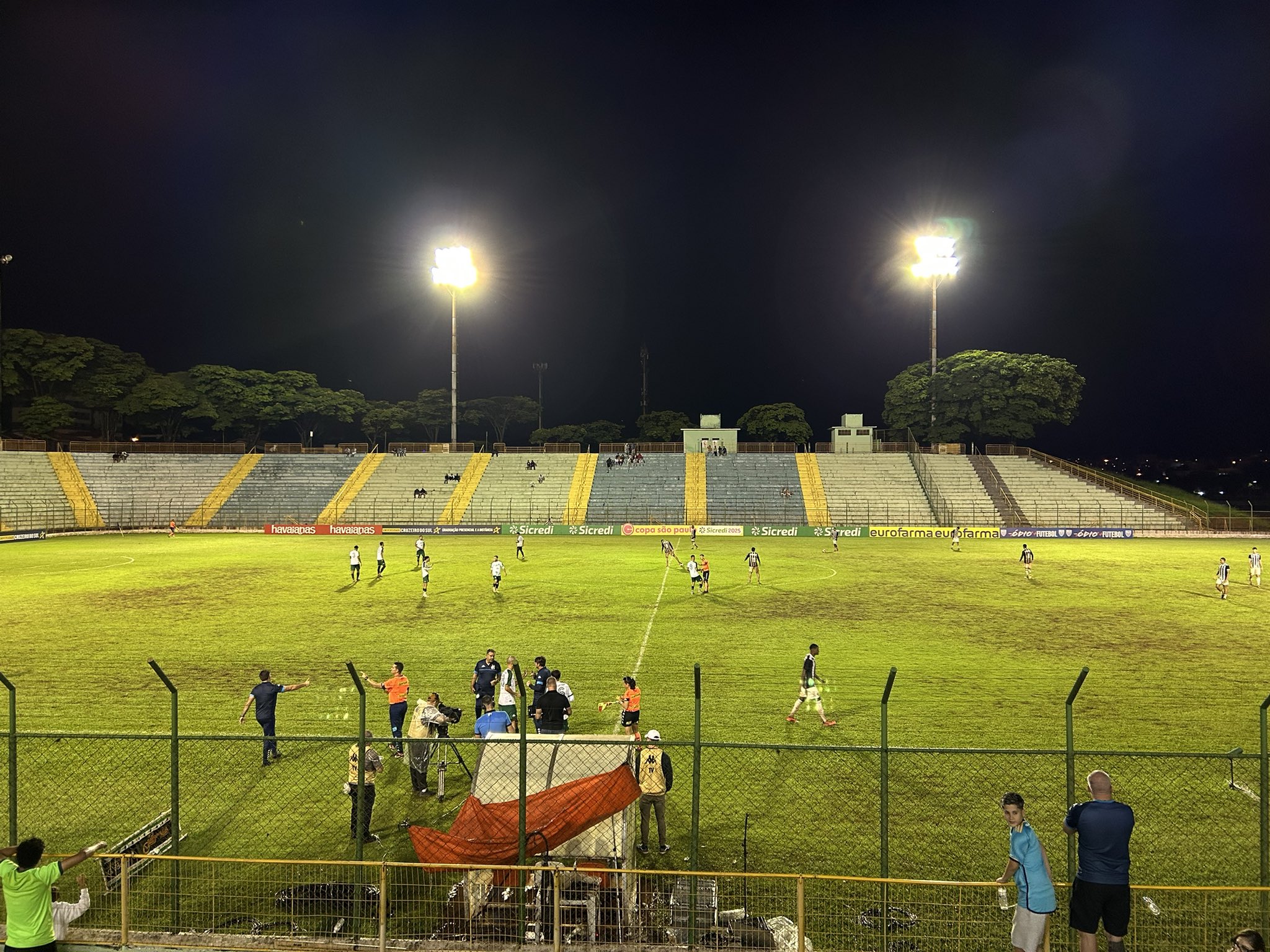 Com direito a golaço, Guarani vira sobre o Atlético-MG na estreia da Copinha