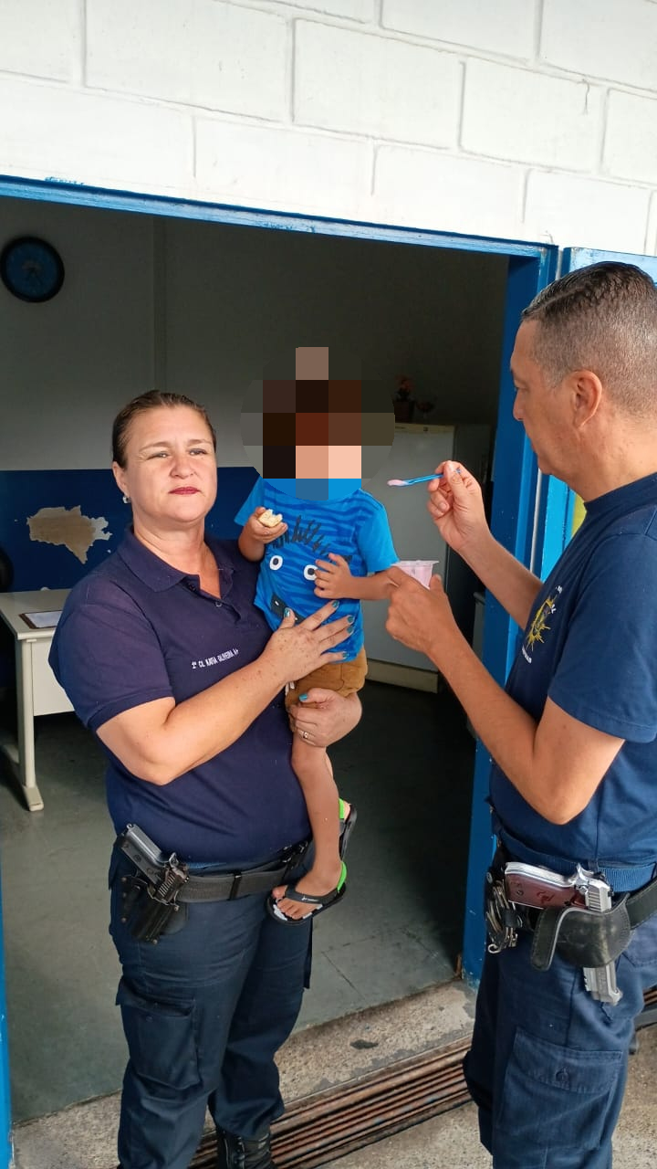 Menino de três anos é encontrado sozinho em Campinas; mãe foi presa por abandono de incapaz