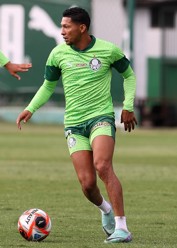 Rony frustra planos do Fluminense em contar com atacante