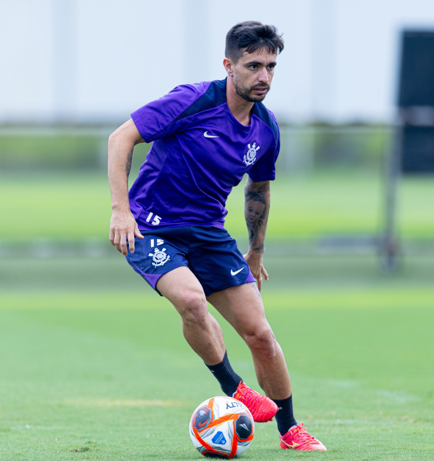 Corinthians volta aos trabalhos e pensa no duelo contra o Noroeste