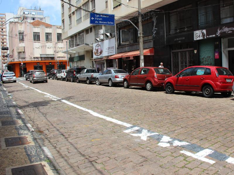 Rua Bernardino de Campos, em Campinas, terá novas vagas de área azul