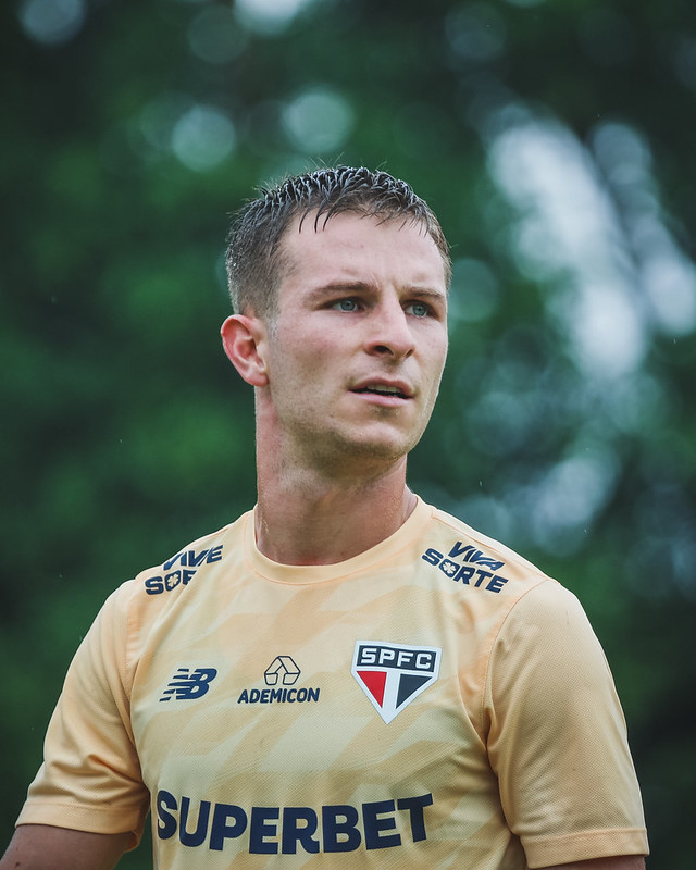 Com futuro incerto no São Paulo, Galoppo é pretendido por Santos e River Plate