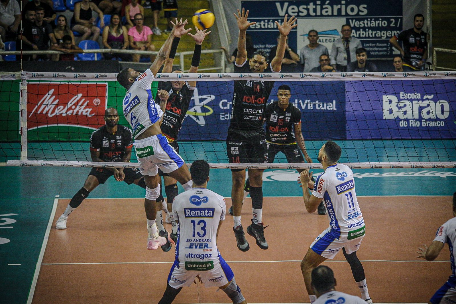 Vôlei Renata vence Blumenau e conquista primeira vitória em 2025