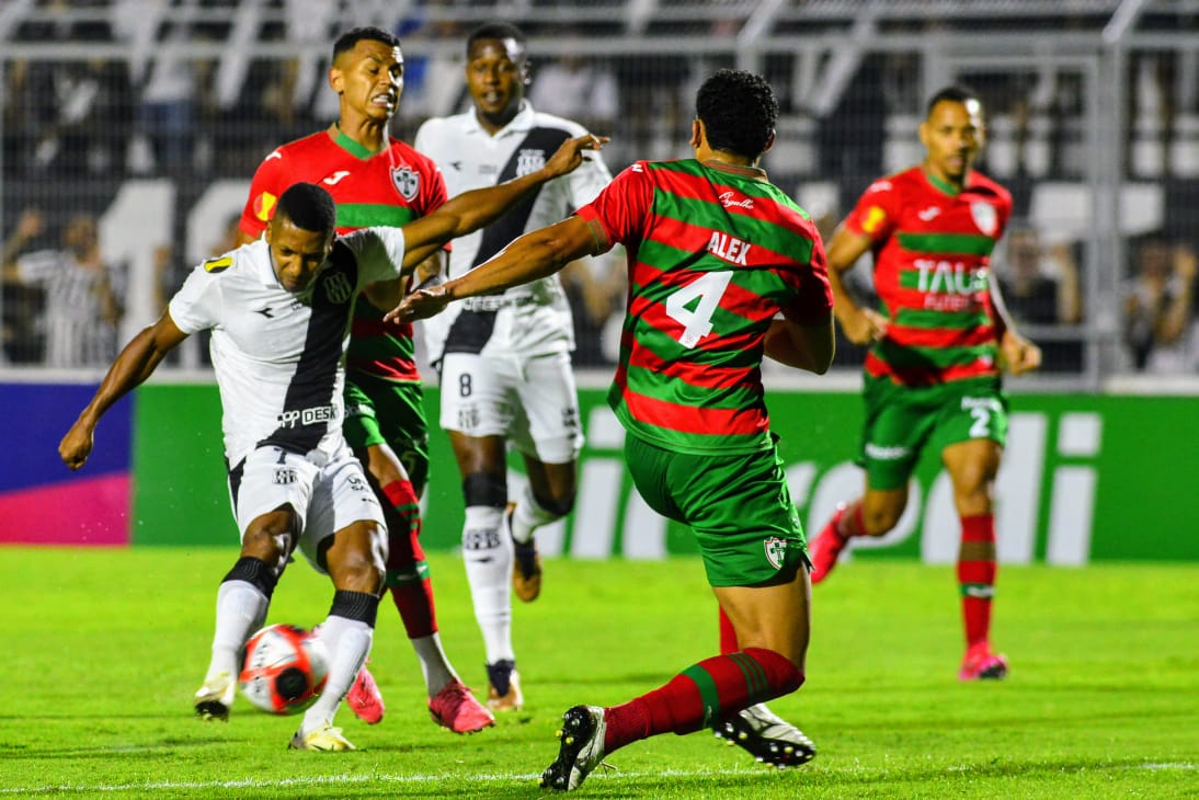 Mesmo com dois jogadores a mais, Ponte Preta empata com a Portuguesa no Moisés Lucarelli