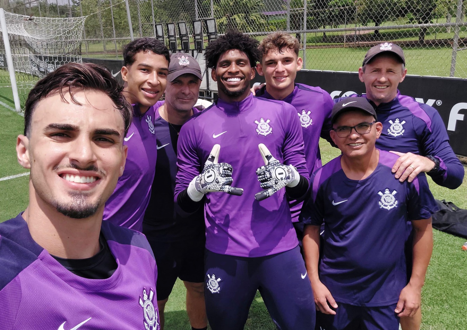 Após vitória no interior, Ramon prevê clássico intenso na quinta-feira contra o Palmeiras