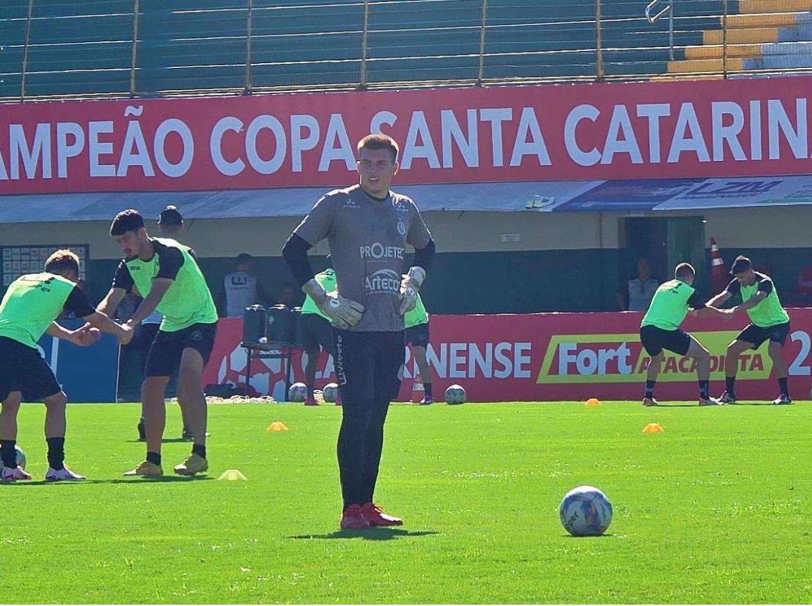 Livre do rebaixamento no estadual, Concórdia pensa na Ponte Preta na Copa do Brasil