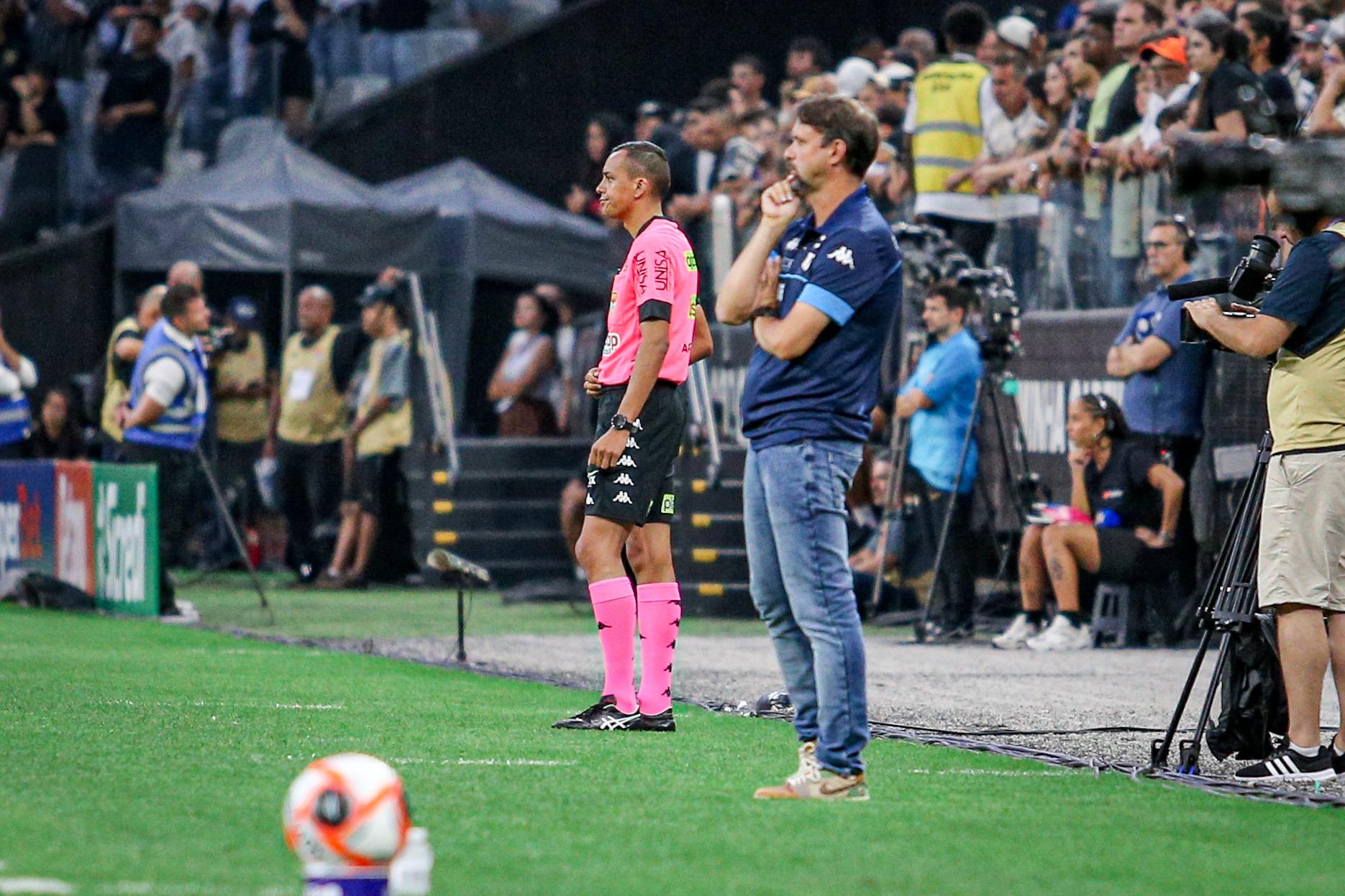 Mauricio Souza analisa desempenho do Guarani no Paulistão e projeta reforços para Série C