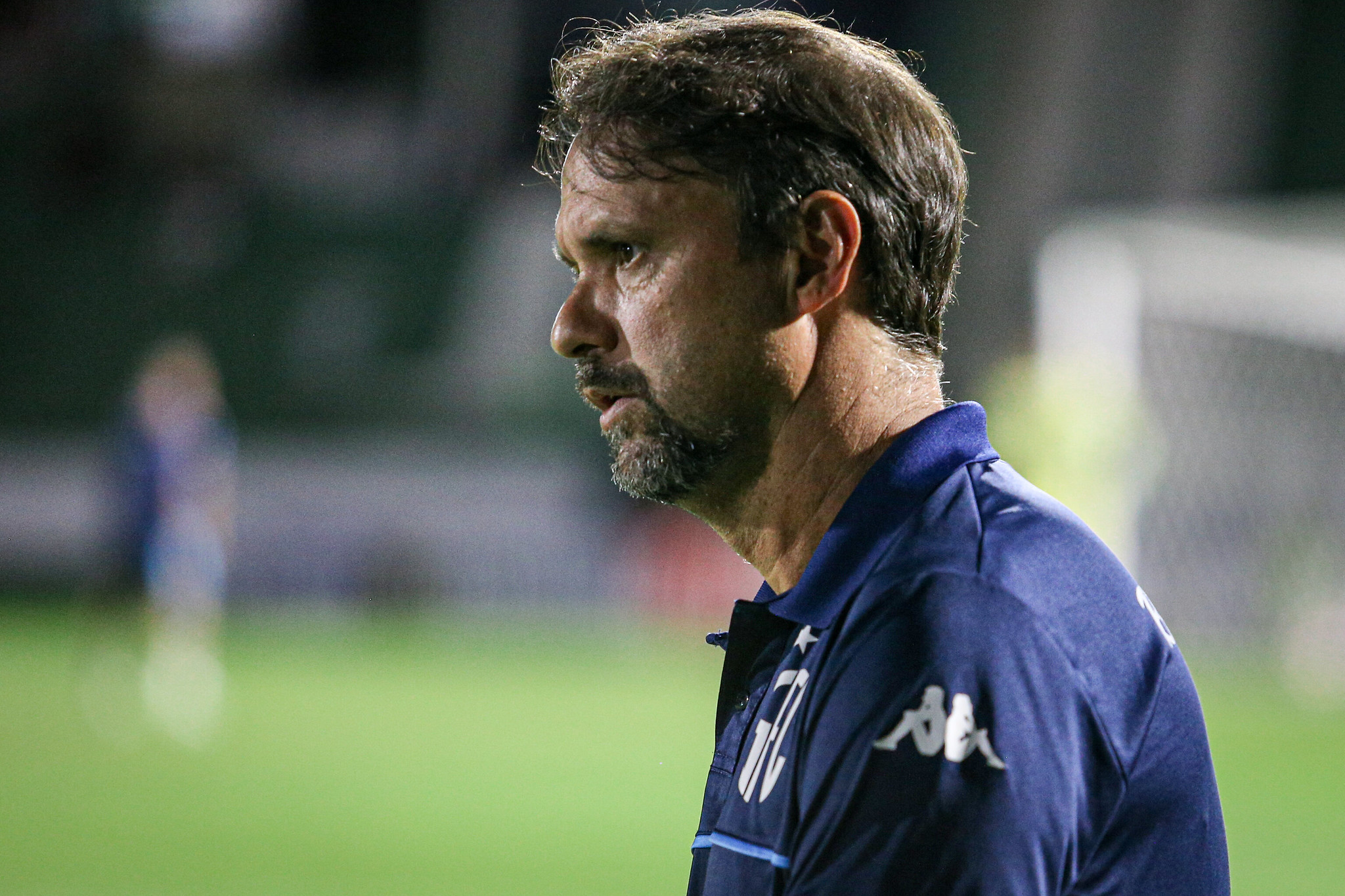 Guarani confirma saída do técnico Mauricio Souza