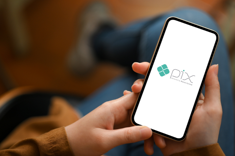 Na era do PIX, dinheiro físico ainda resiste entre a população adulta em Campinas