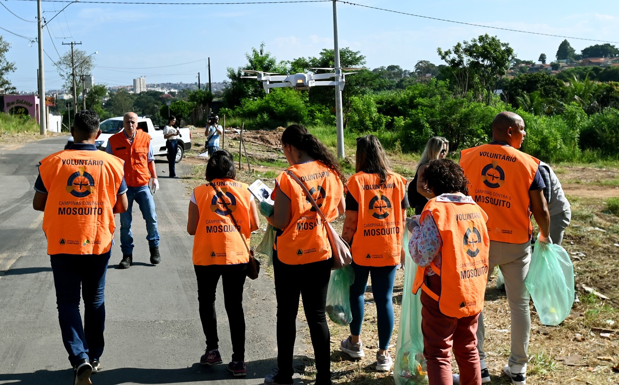 Mil toneladas de entulhos são removidas em mutirão contra dengue em Campinas