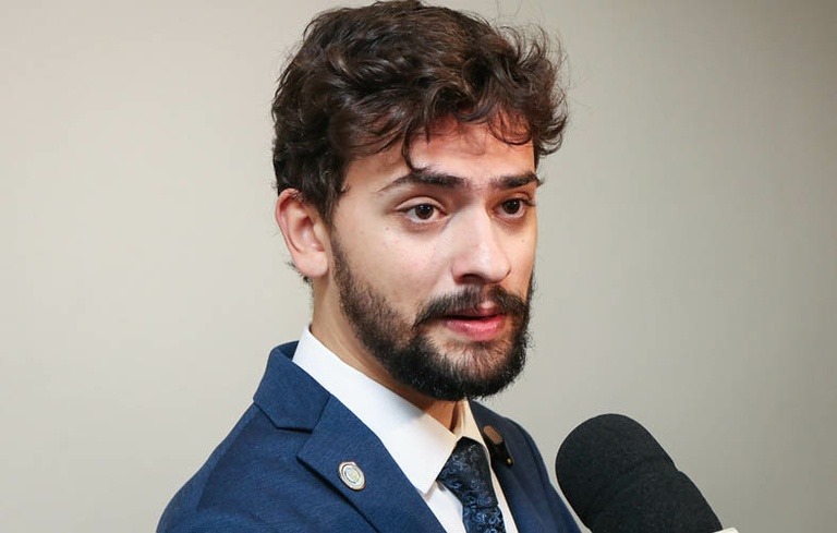 Vereador retira pedido de CPI e pede desculpas em caso de suposta fraude em concurso do Hospital Mário Gatti