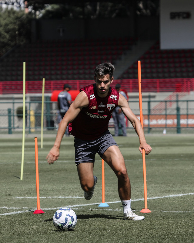 Com apenas uma dúvida, São Paulo está pronto para estreia no Brasileirão