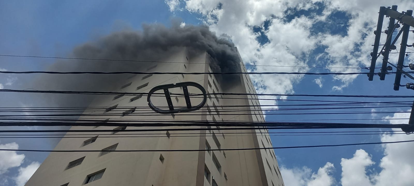 Incêndio atinge apartamento no Centro de Campinas; ninguém ficou ferido