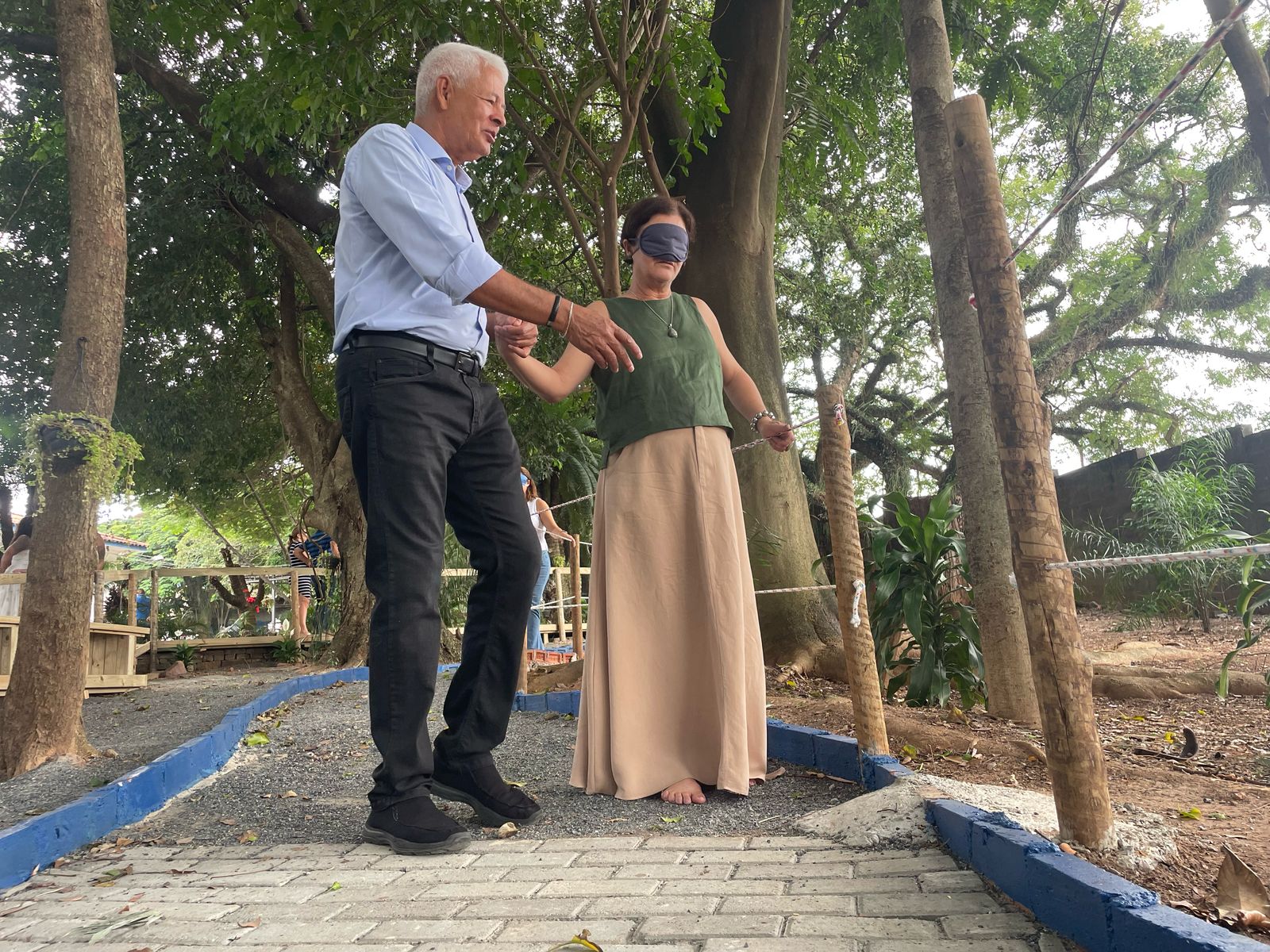 Instituto dos Cegos de Campinas entrega ‘jardim sensorial’ para desenvolver habilidades