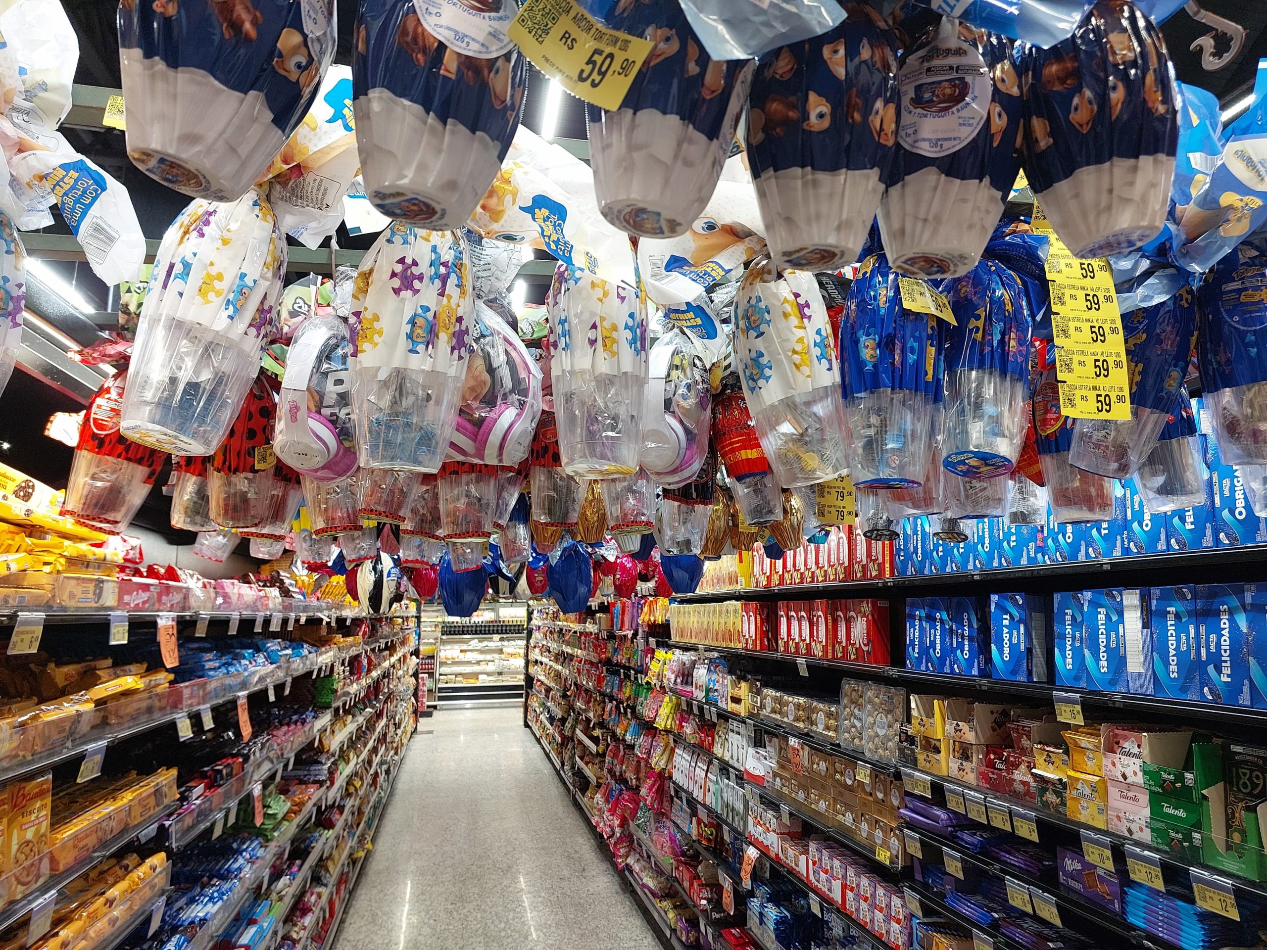 Páscoa mais amarga: alta do cacau encarece ovos e chocolates