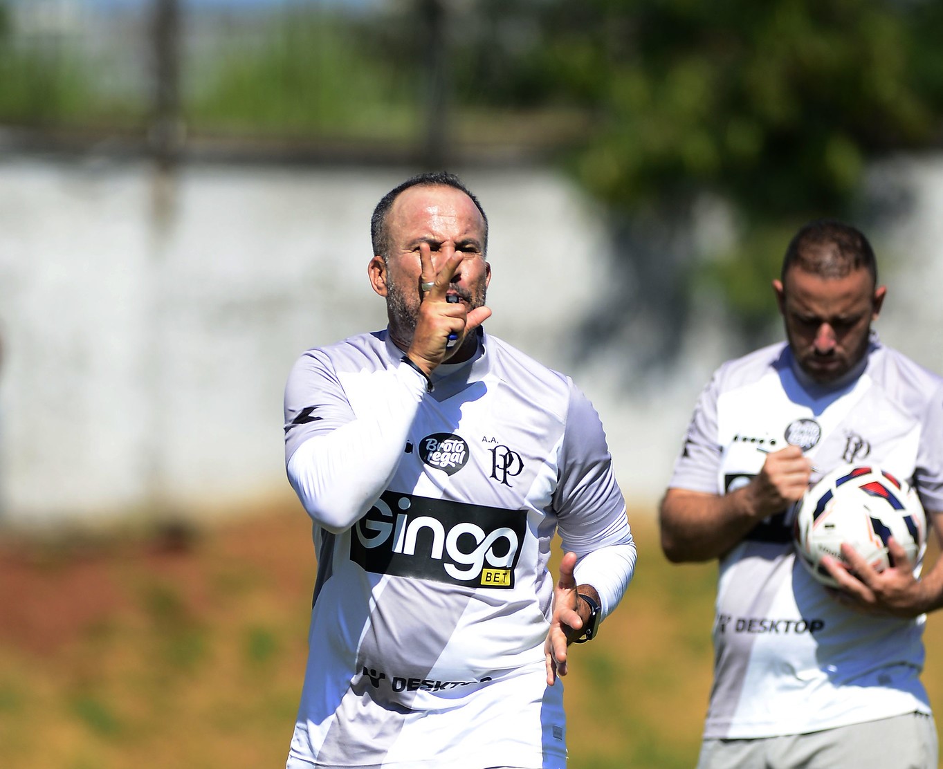 Preparador físico da Ponte Preta avalia treinos para Série C e comenta sobre Elvis e Jeh