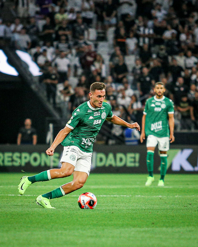 Guarani oficializa negociação de João Marcelo com Atlético-MG