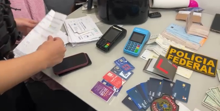 PF faz operação contra fraudes em contas da Caixa Econômica: 1 foi preso