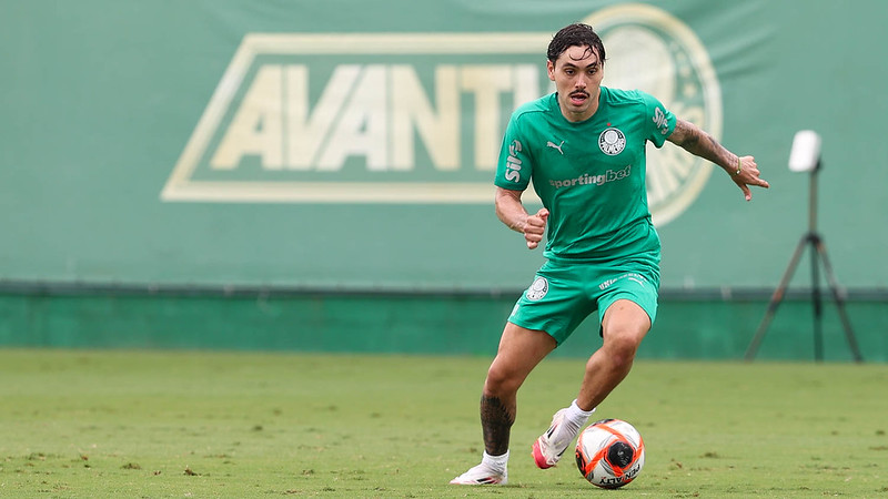 Maurício treina normalmente e pode ser relacionado para no Palmeiras para a final do Paulistão